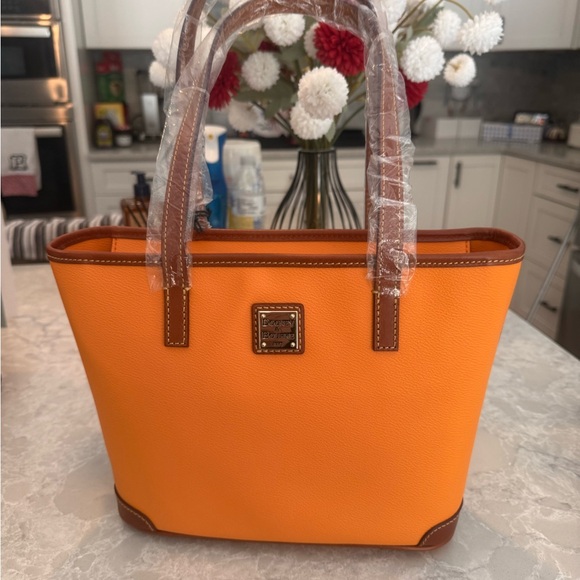 Dooney & Bourke small Charleston tote - Picture 3 of 9